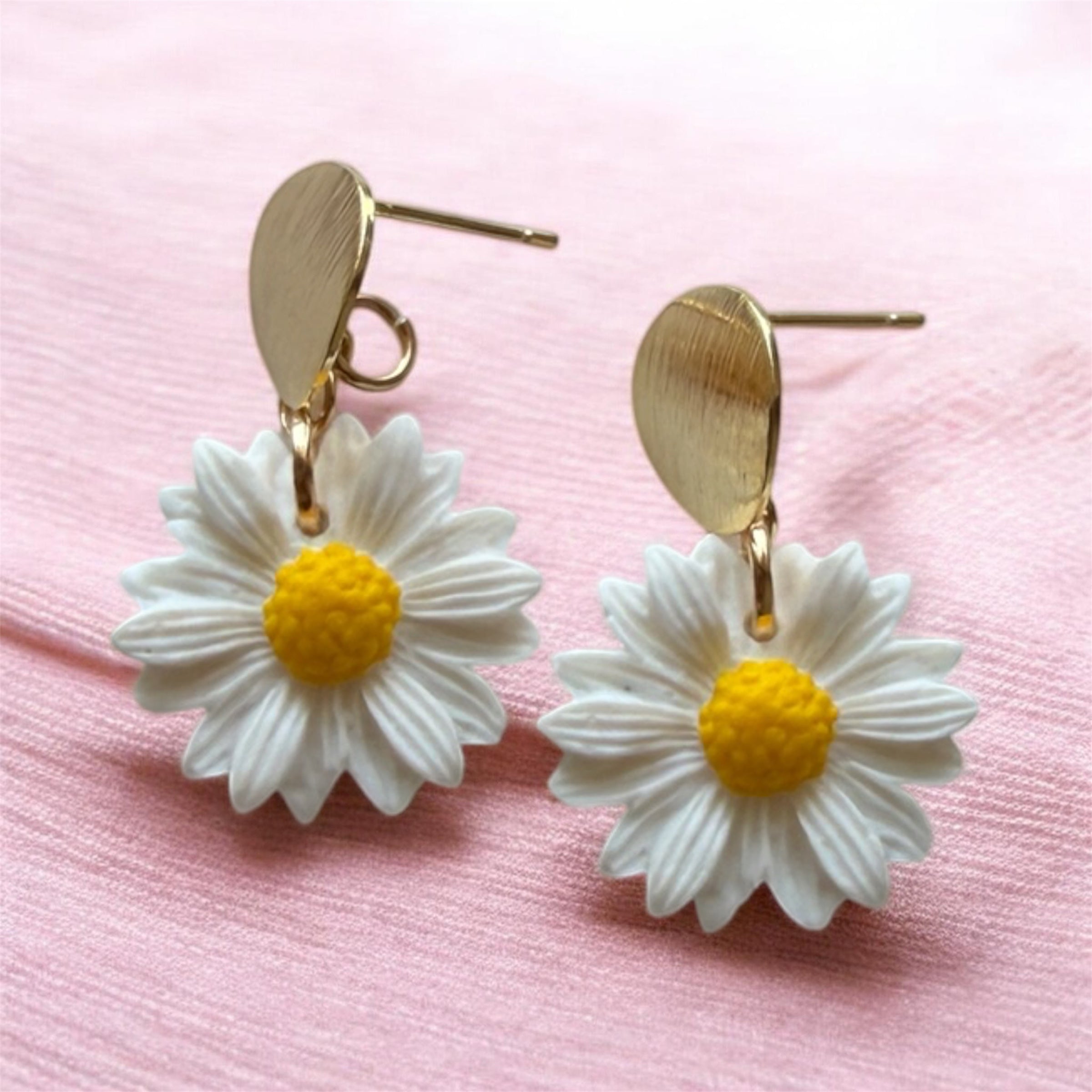 Ramunių auskarai „Daisy Gold“